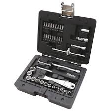 BETA TOOLS - Assortimento di 13 bussole esagonali, 18 inserti, 4 chiavi a brugola esagonali sfalsate e 7 accessori, in valigetta di plastica.